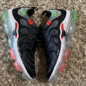 Men’s Nike Air Vapormax Plus 12